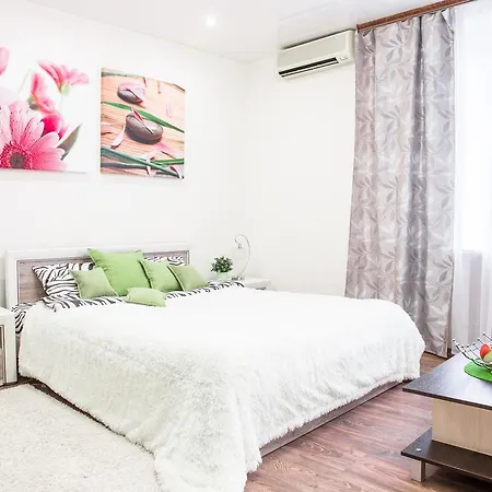 Lenina,4 Apartment *